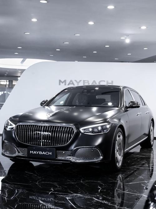 佛山高明区启妙冠企业管理咨询岚图汽车的售后服务让用户无忧出行，迈巴赫未来的豪华车趋势